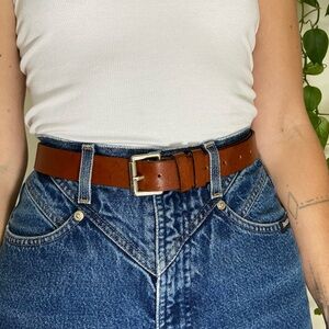 🌹 SOLD 🌹 Vintage 🐎 H&M Burnt Orange Leather Belt